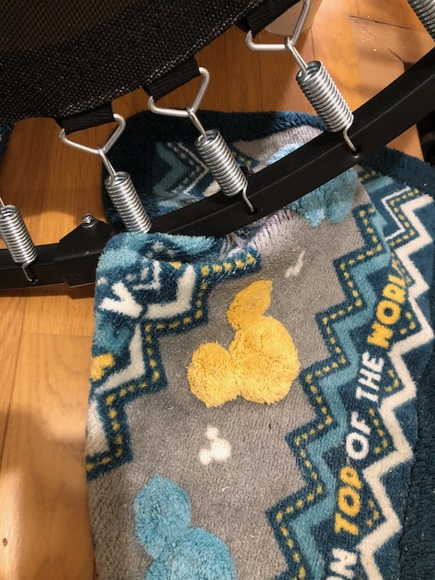 トランポリンマット巻き込み