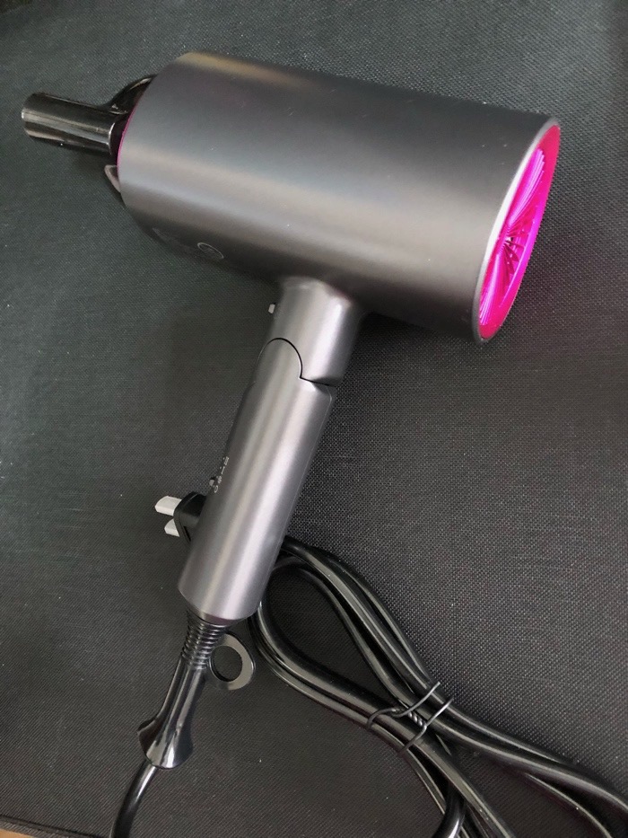 LUMIARAドライヤー左向き