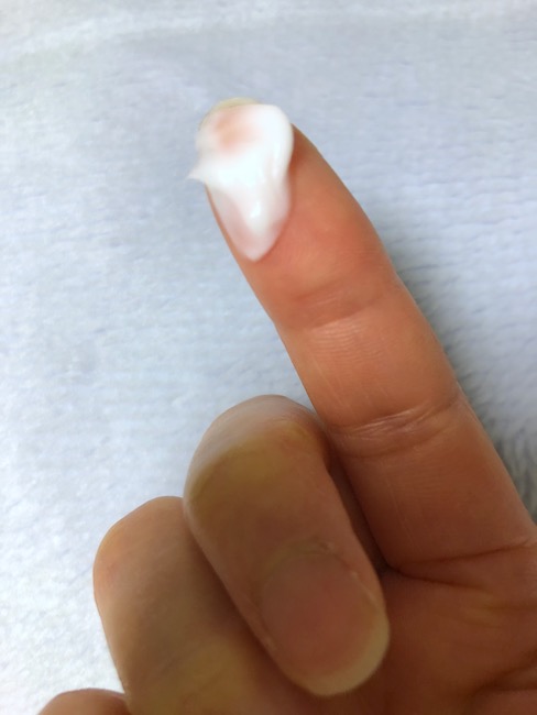 馬油うるおいクリームひとすくい