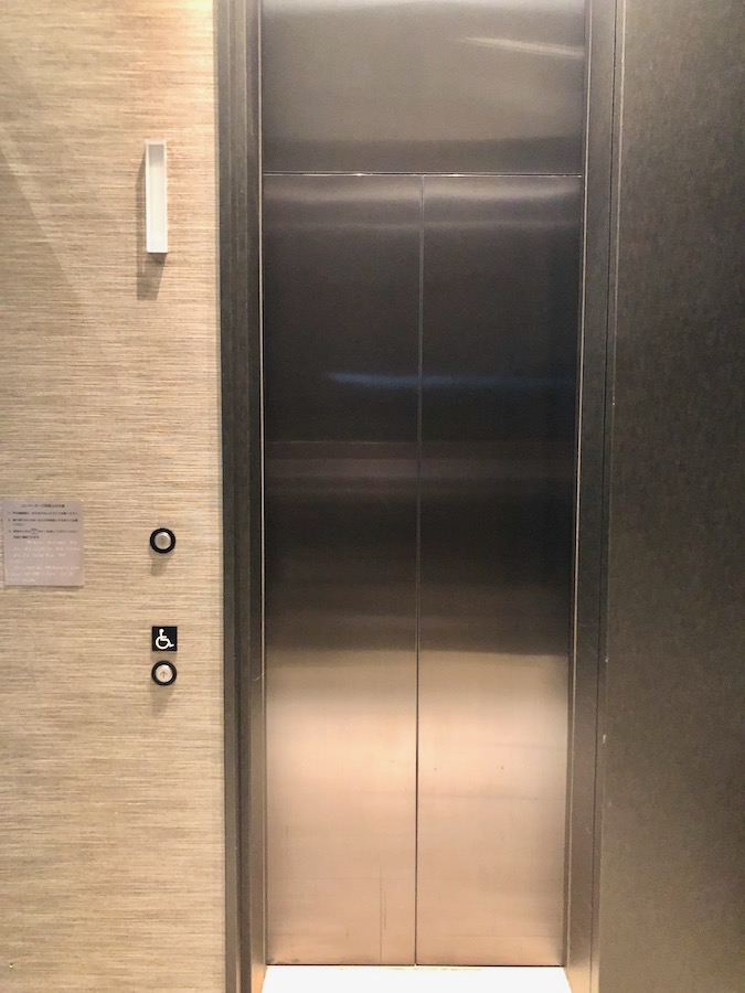 タワー館エレベーター
