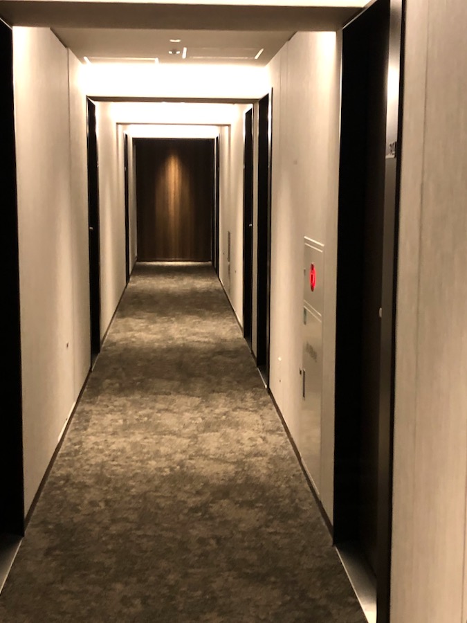タワー館ホテル廊下