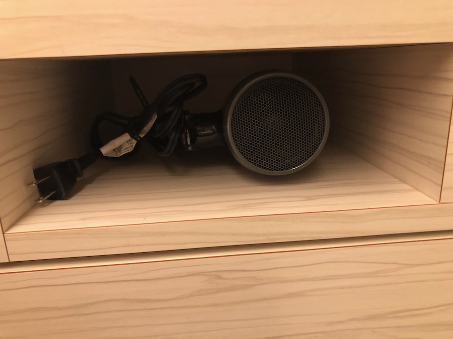 ドライヤーの場所