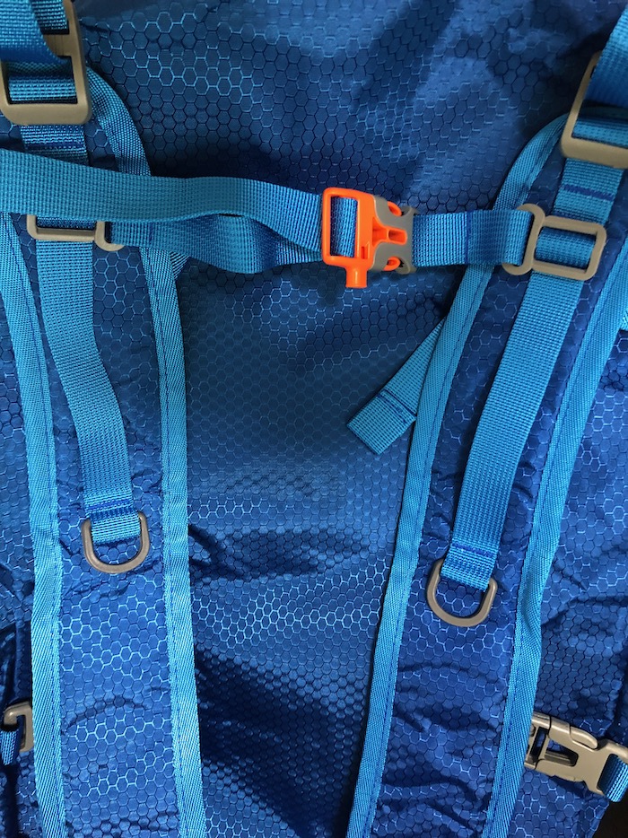 腰のベルト部分