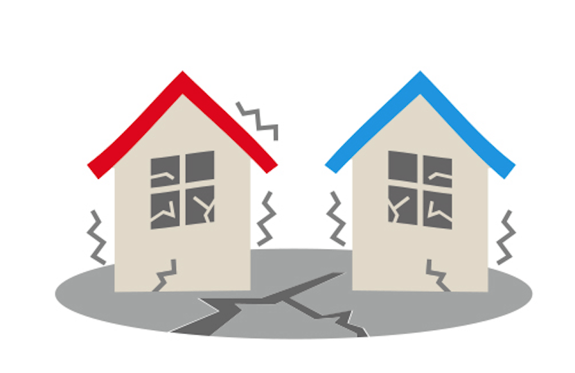 地震でヒビが入る家