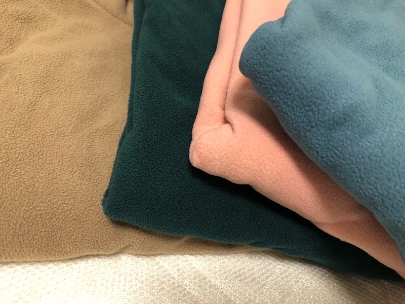 4色ハイネック並べ